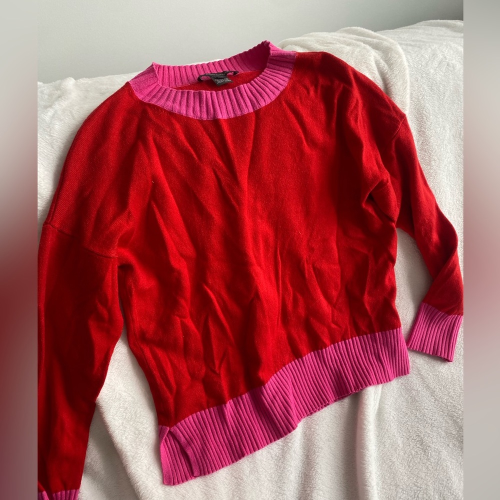 RED & PINK SWEATER